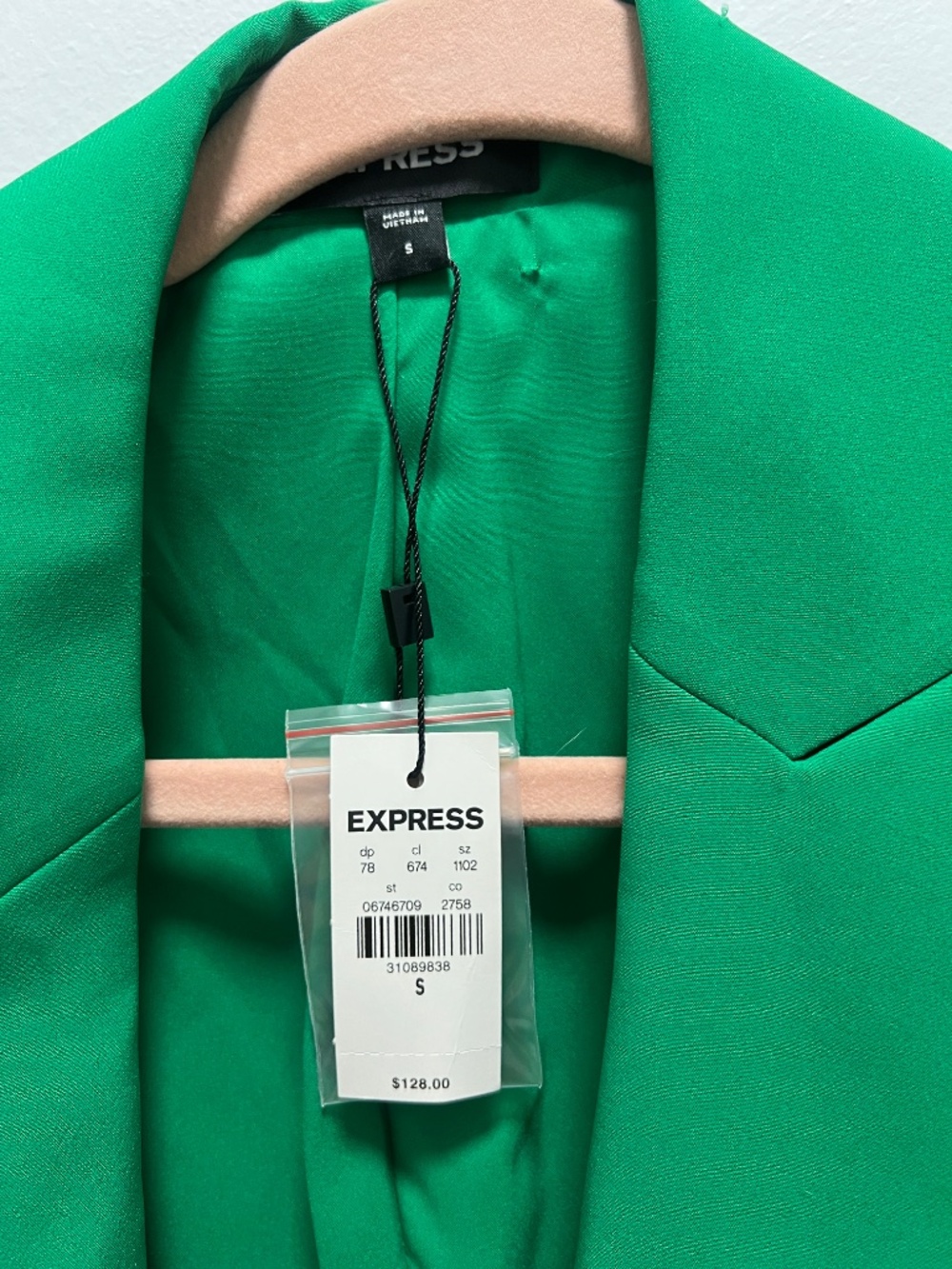 Express Green Boyfriend Blazer and Pleated Pants - Picture 5 of 6